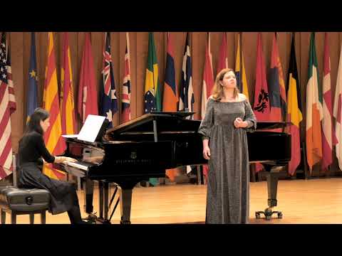 Natalia Skrycka - Mezzosoprano