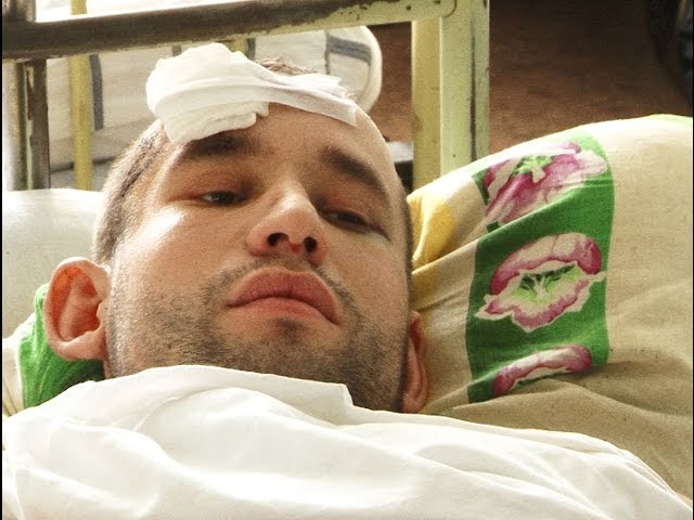 Поджег свою квартиру и выпрыгнул в окно