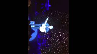 Air Supply&#39;s Graham Russell singing Silent Night accompanied by Amir Efrat on keyboards