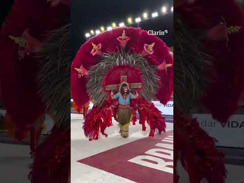 #Viral Furor por el Gauchito Gil que apareció en los carnavales de Corrientes