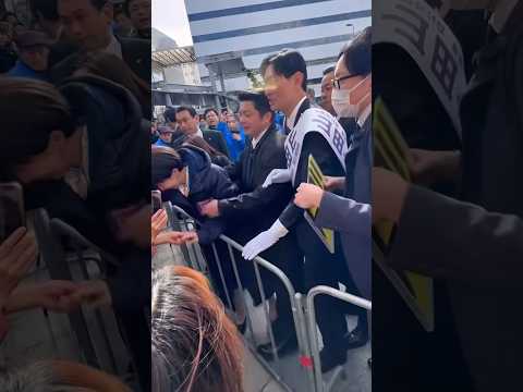 高市総理の握手会で起こった信じられない出来事#高市早苗 #shorts