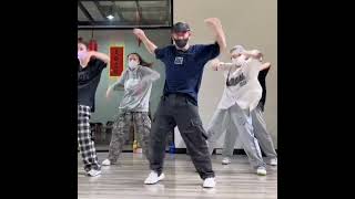 Download lagu Fire to the Fuse (Ft. Jackson Wang) (LYRICS) - League of Legends x 88rising / Choreo by 淋雨Ranny mp3