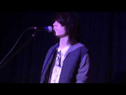Wallflower - Catchingyourclouds