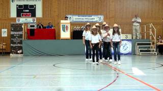 preview picture of video 'Line Dance  Kinderteam 2012 Vision in Withe'