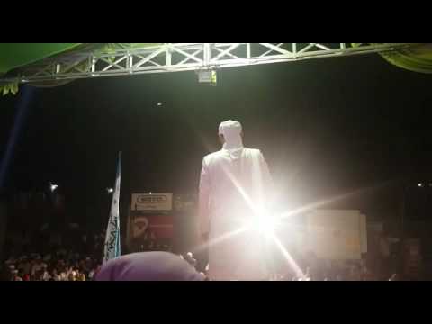 Ustadz Guntur Bumi Bersholawat