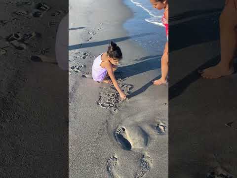 Writing on sand#beach❤️👌🏻