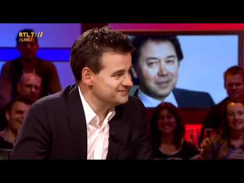 VI 09-05-11 - René van der Gijp over Joop Munsterman die bang is dat hij in badjas herkend wordt