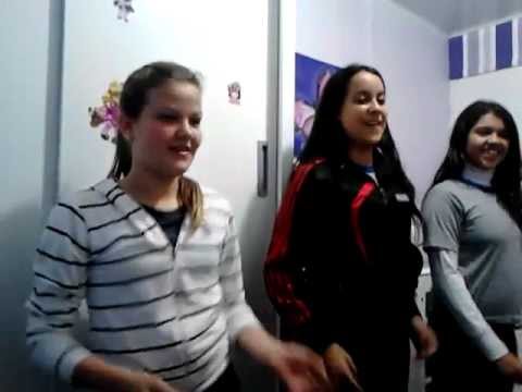 ellen , kamila (natali possuida pelo TCHAN )