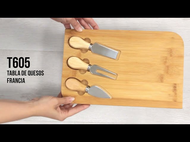 Vídeo relacionado con Kicinn Tabla de Quesos 35,5 x 28,5 cm - Tabla de Cortar Queso con 4 Cuchillos para Queso, 6 Tenedores, 2 Salseras y una Tabla de Servir Extra - Tabla Charcutería Bambú - Tabla de Tapas