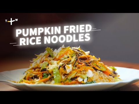Taiwan’s Autumn Comfort Food: Pumpkin Vegetarian Fried Rice Noodles (#南瓜蔬食炒米粉) 🎃