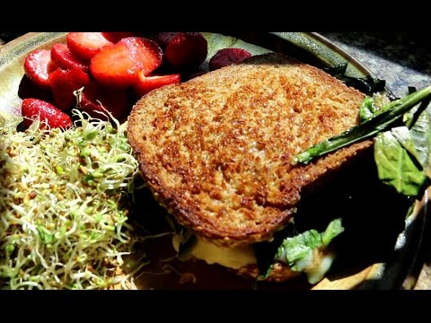 DANDELION GRILLED CHEESE SANDWICH?!? AMAZING!!