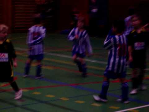 antonio spelar fotboll 6