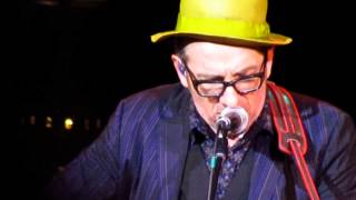Elvis Costello 6-14-14: Jimmie Standing In The Rain