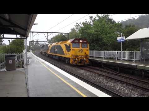 G534 / CF4402 with Aurizon 1451 - 26/2/17