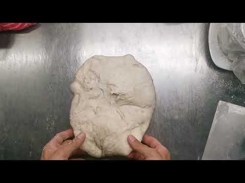 Brot rund und länglich formen