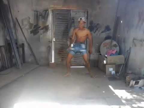 Mc crash  sarada no ar