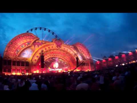 Tomorrowland 2014 Super You & Me  Superheroes