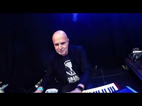 180602 Memory Plane Oss I Wish I was always on the run