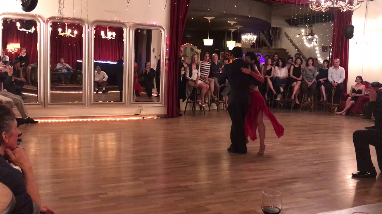 Video thumbnail for Alexander Moncada Y Lía Selalmazidi , Bélgica / Liege - Corrientes y Esmeraldas