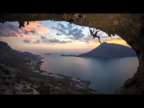 Dim Vach Feat. Venia - Slippin' on Ice