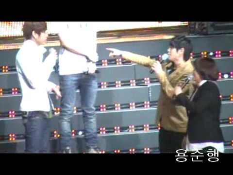 [FANCAM]110402 B2ST 비스트  Yoseob BABOed Junhyung