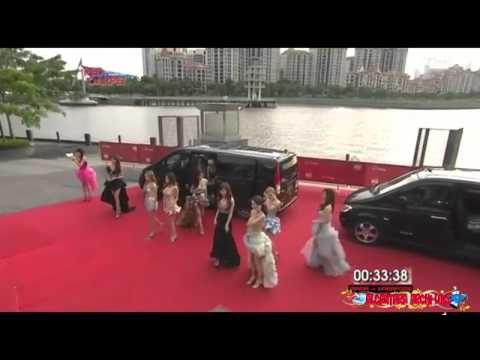 111129 SNSD - 2011 MAMA Red Carpet in Singapore
