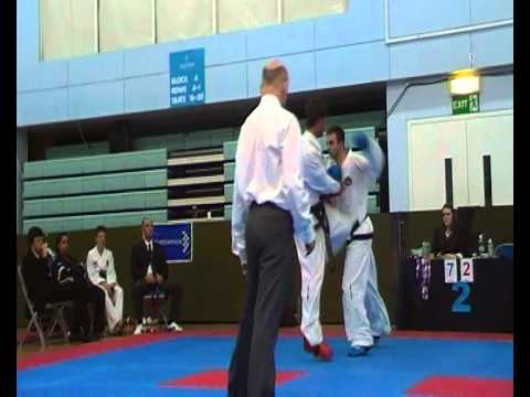 London Open 2011   Stuart Arroyo vs Carl Davis   Semi Final 2nd Half