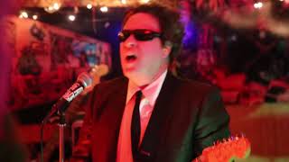 Tiki Oasis 2017 AgentOrange SecretAgentMan at Tiki Cat Room Party