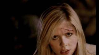 Bella [Twilght]   VS   Buffy [BtVS]
