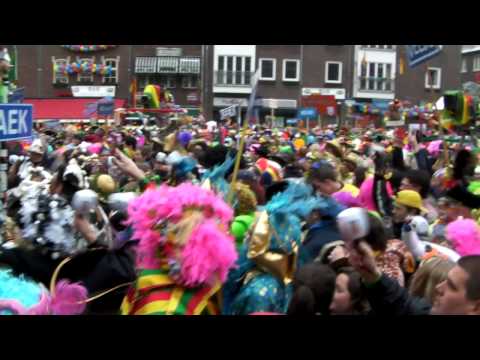 La Bamba 2013 Geweldige Opening!!! van  Boètegewoeëne Boètezitting . Laef , Limburg.