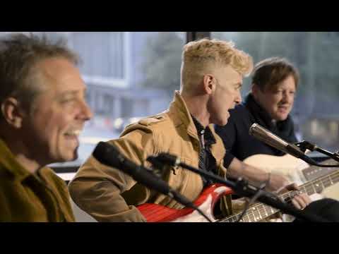 Breakfast at Tiffany's - Deep Blue Something (Acoustic Lounge Session 2025)