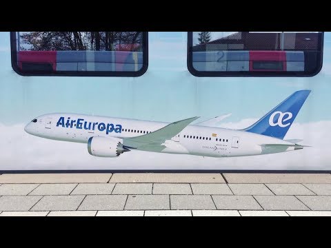 "Air Europa" Werbe S-Bahn in Holzkirchen /Oberbayern