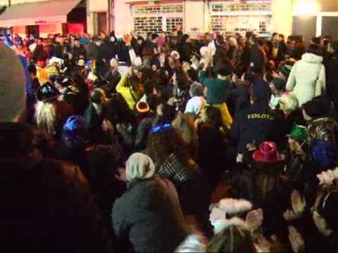 Le minonne con la nonna che....non si rialza. Rione Marco polo 2014