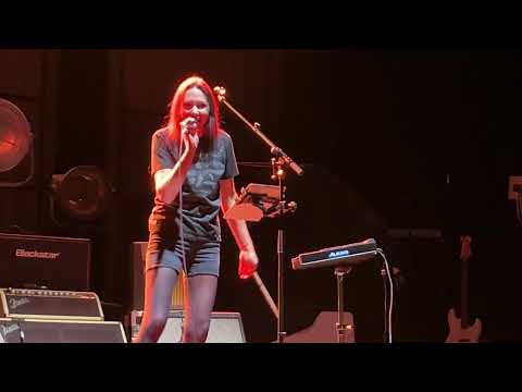 Thea Gilmore - This Girl Is Taking Bets / Nice Normal Woman - Manchester Apollo - 12 June 2024