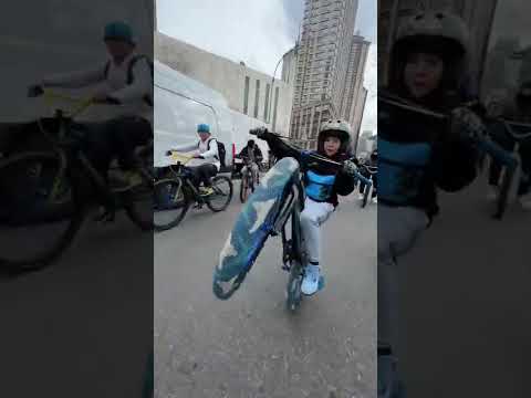 Definition Of Unity. Watch till end. #bikelife