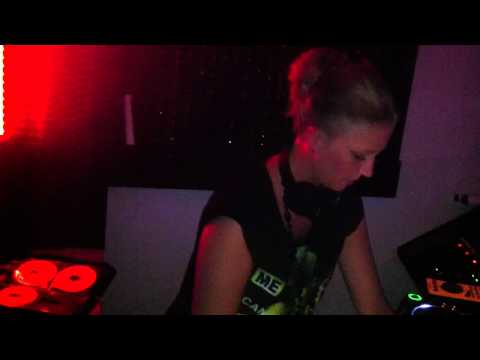 Nadine Fehn @ Roxy Club // Damme