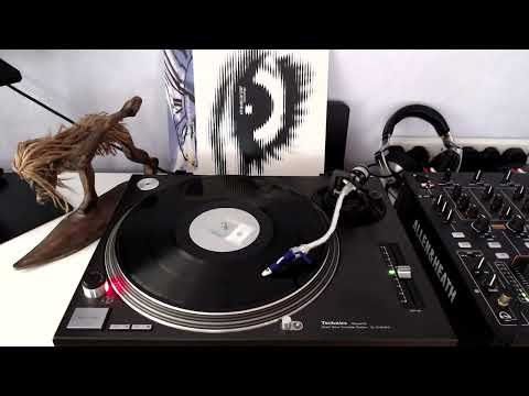 Tomski Featuring Jan Johnston - Love Will Come (original mix)