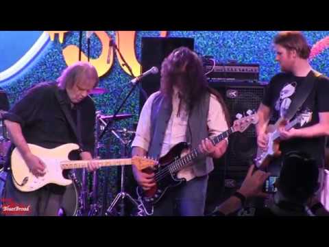 Playin Hideaway - Walter Trout