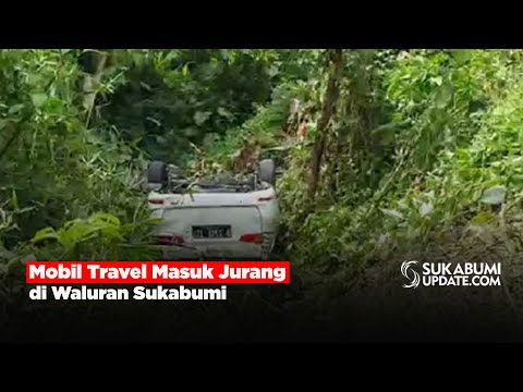 Mobil Travel Masuk Jurang di Waluran Sukabumi