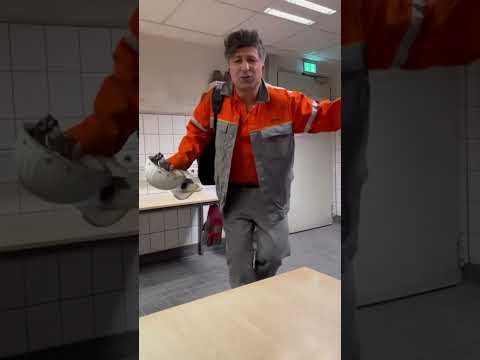 Early shift again today 🤣Just kidding, that was 1.5 years ago and I haven't changed