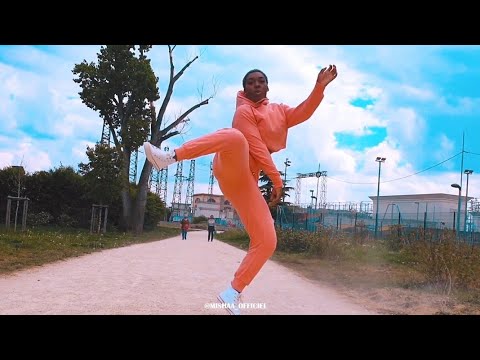 CLEYTON M feat KUYAKUYA "Emagrece" dance video by @mishaa_officiel