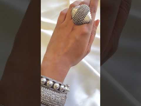 Brass handpainted dual tone finger ring, adjustable