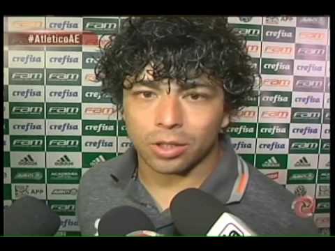 Depois de três meses, Luan volta a jogar