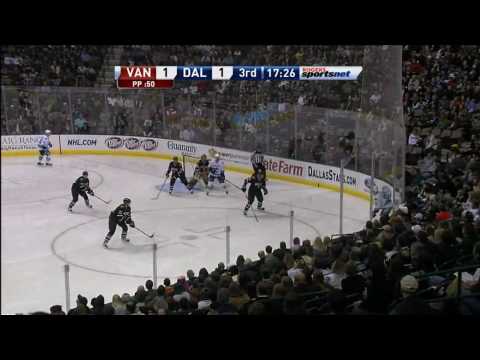 Vancouver Canucks at Dallas Stars - Game Highlights - January 2nd, 2010