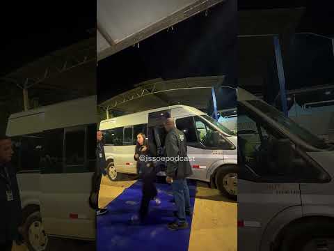 CHEGADA DE HUMBERTO E RONALDO PARA SHOW EM RIO CASCA/MG