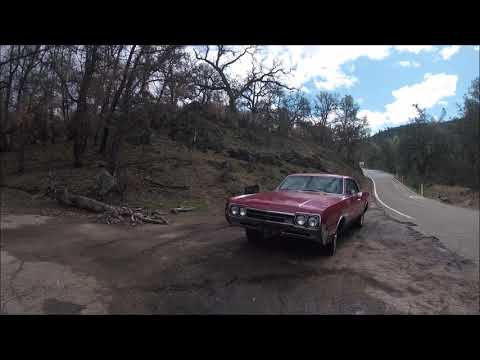 1966 Oldsmobile 442 review and drive, 4-speed, tri-carb muscle car