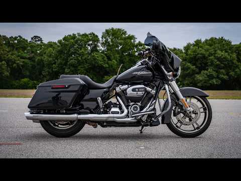 2017 Harley-Davidson® Street Glide® Special FLHXS