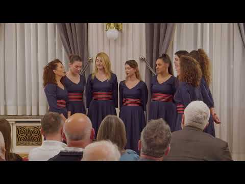 Klapa Figurin - Žute kose odgojila