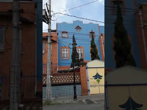 La casona de "Más Negro que la Noche".