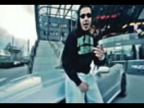 Emek45 feat Manuellsen - Sowieso (Official Video)